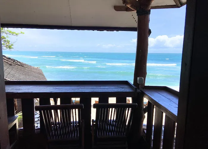 Santai Surf Lodge-balangan Pensión