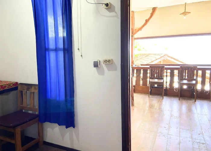 Santai Surf Lodge-balangan Uluwatu
